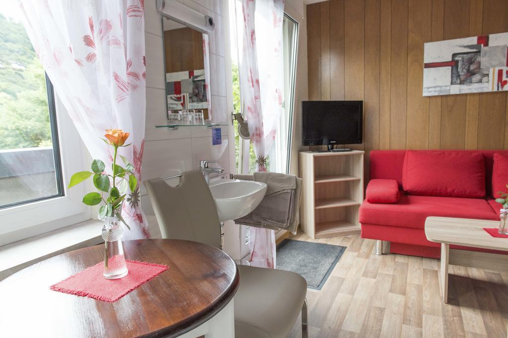 Pension Dapper Кохем Екстериор снимка